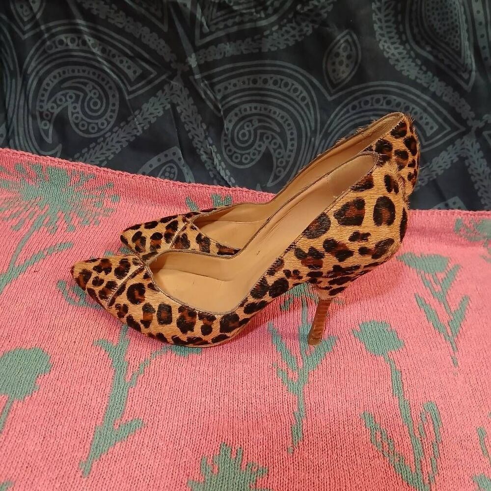 Emerson fry womens size 8.5 calf hair leopard heel pointed shoes pumps caramel